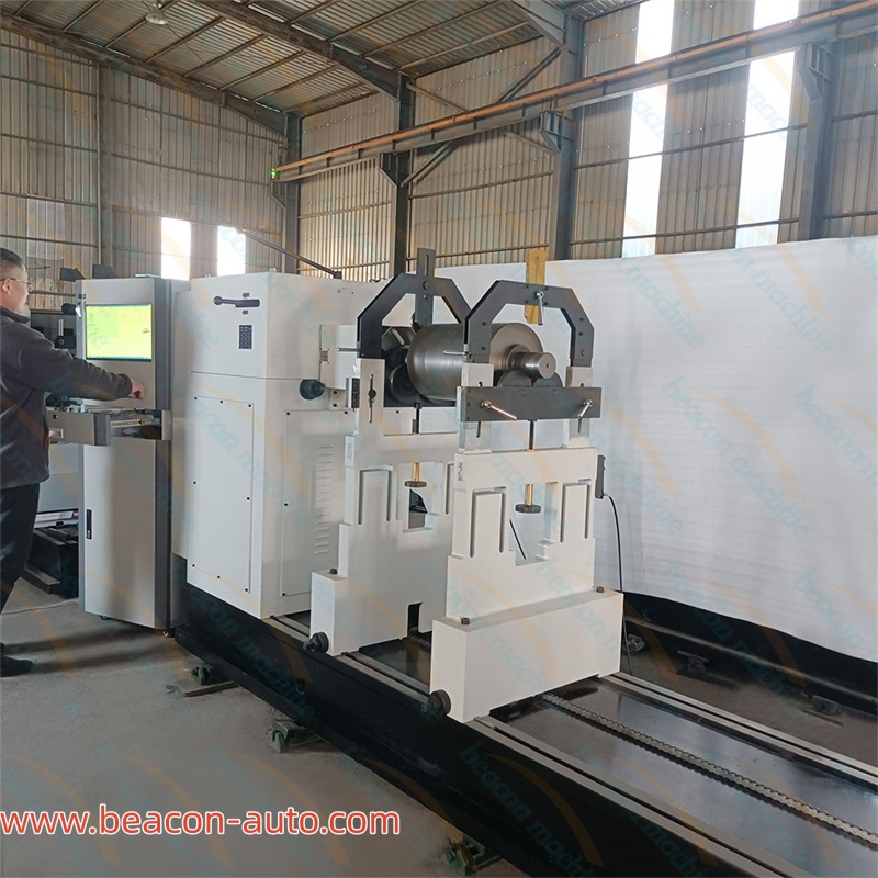 Динамический балансировочный станок YYW-6000A используется для балансировки роторов вентиляторов